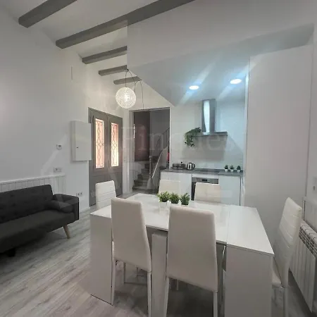 Seahomes Vacations - Centralvillage House At Feriehus Blanes